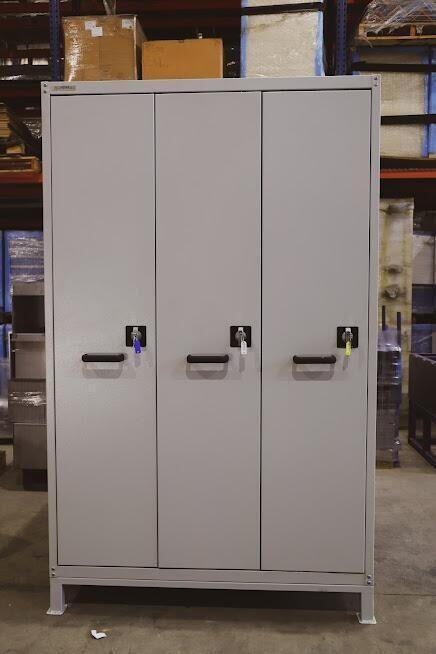 Sliding tool panels