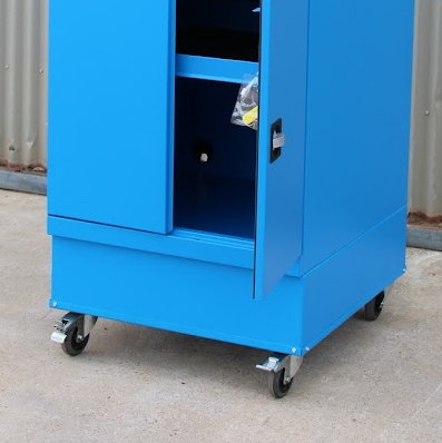 computer-cabinet-wheels-square